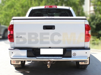 Защита заднего бампера со ступенькой 76 мм для Toyota Tundra 2006-2013